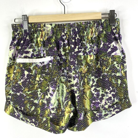 Lululemon Spring Break Away Shorts Womens Size 6 Floral Sport White Multi 3" - Picture 2 of 3